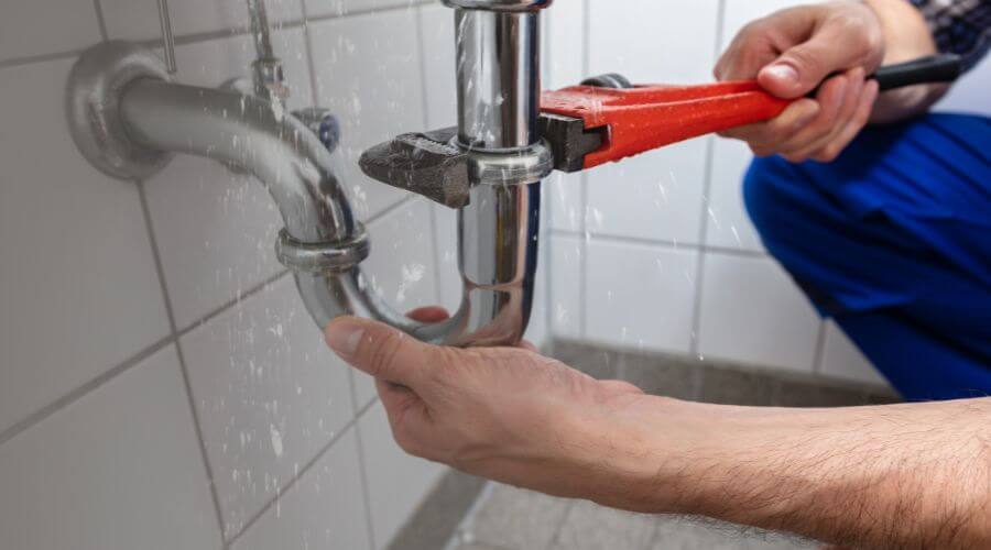 Expert burst pipe repair services in Port Allen, LA
